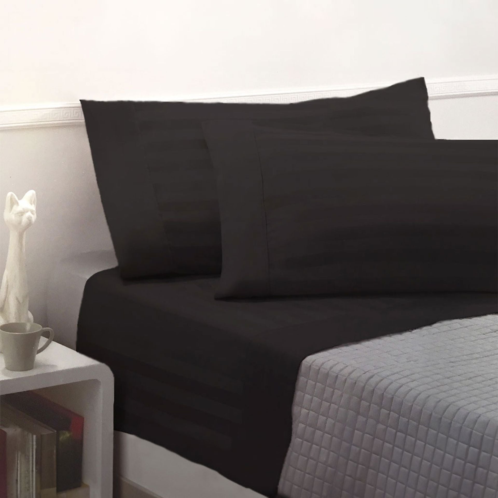 Completo letto matrimoniale in raso di cotone 100%