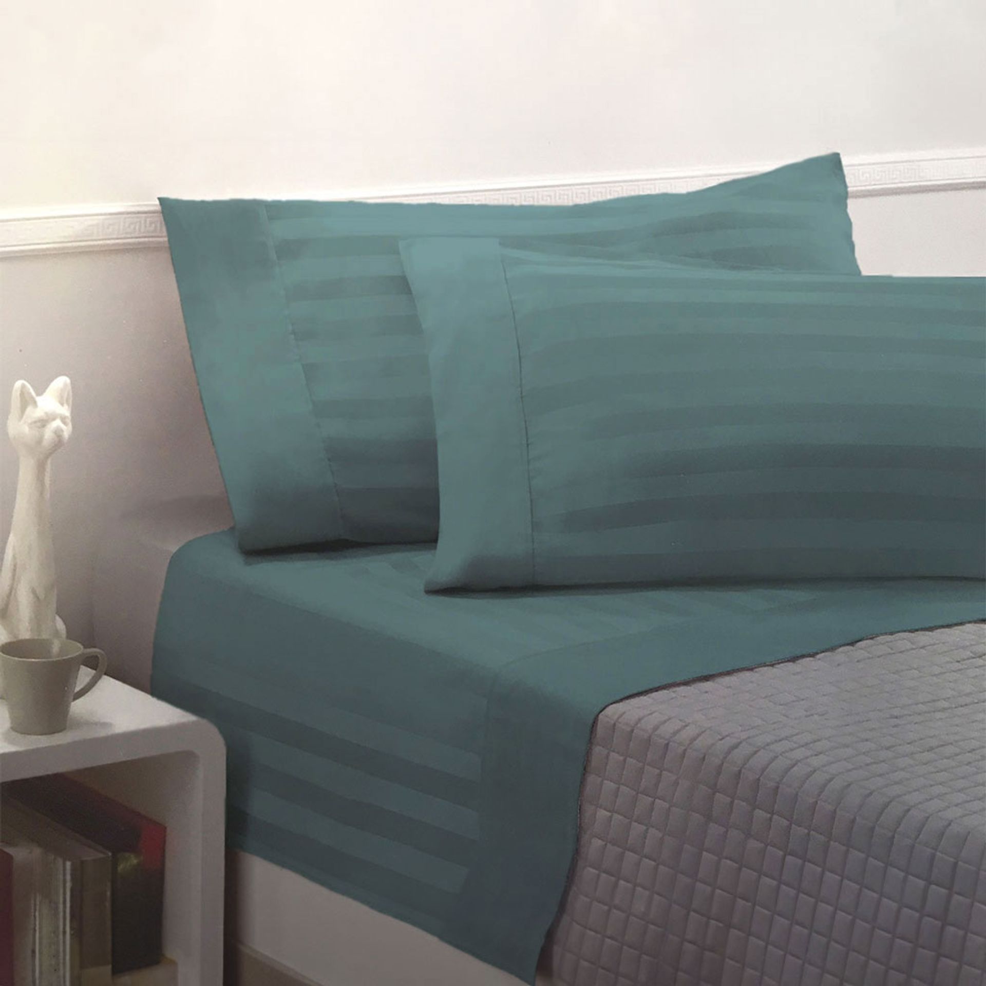 Completo letto matrimoniale in raso di cotone 100%