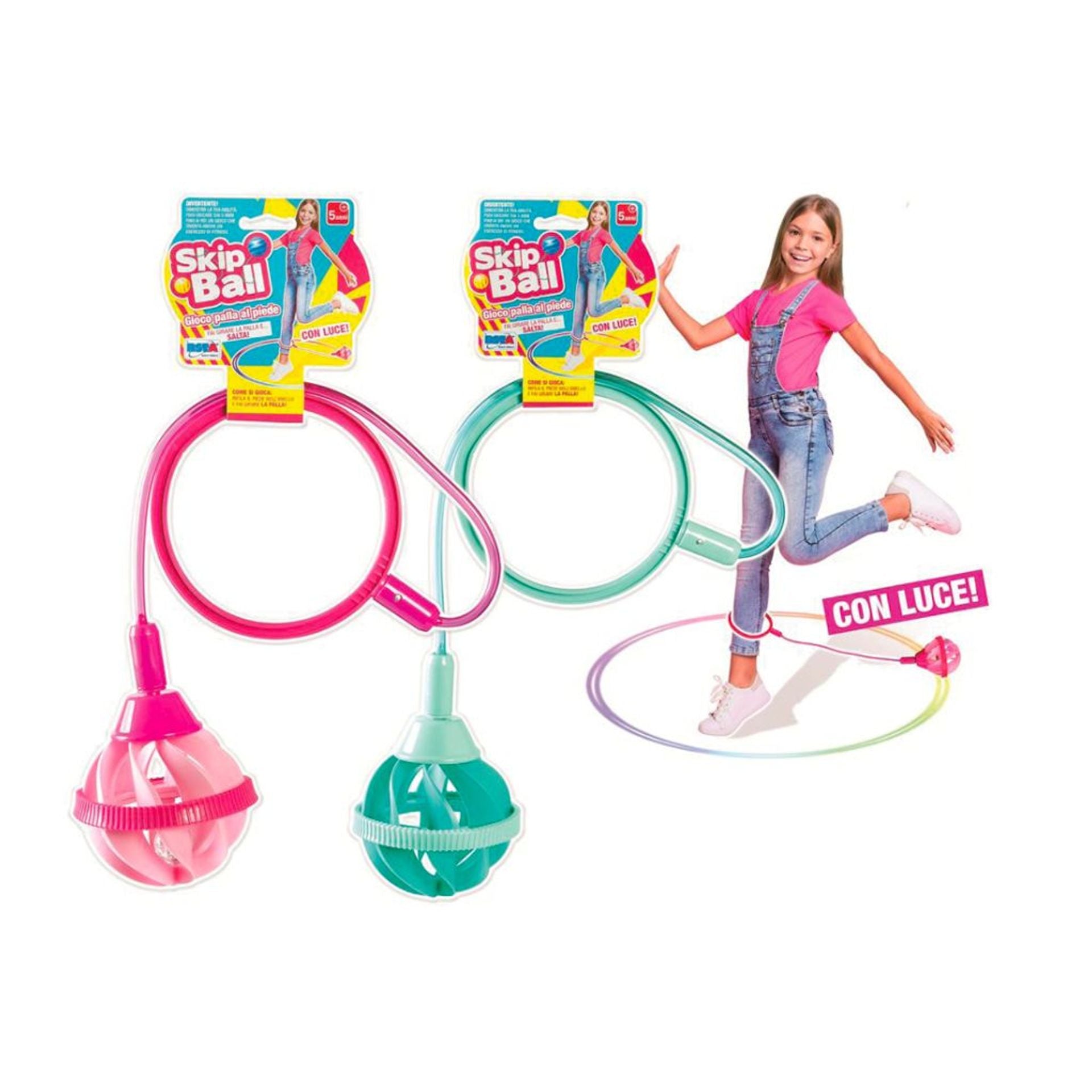 Gioco palla al piede con luce