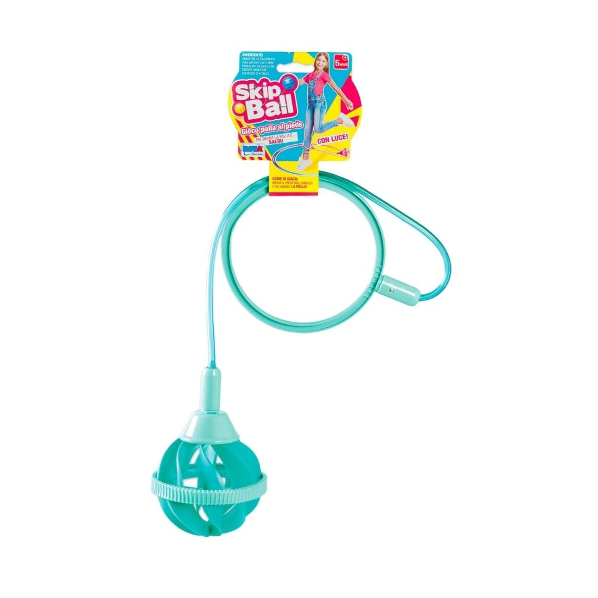 Gioco palla al piede con luce