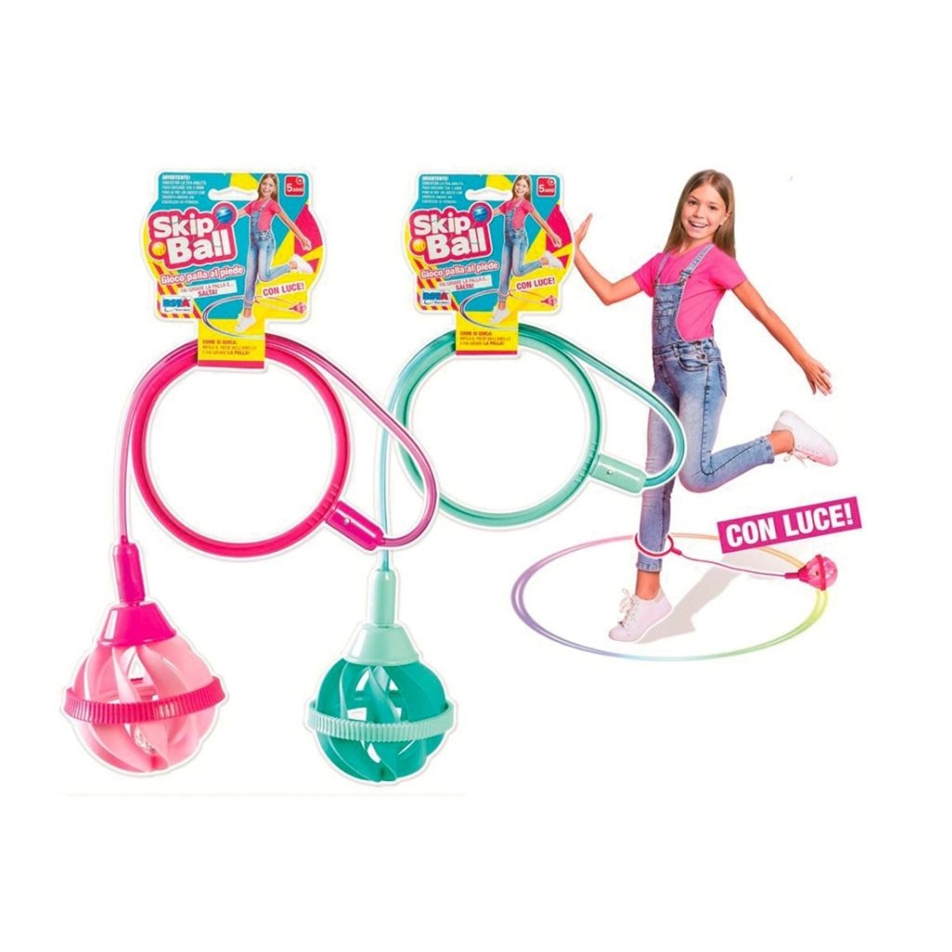Gioco palla al piede con luce